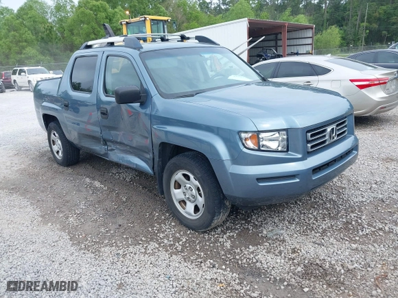 2008 Honda Ridgeline RT with VIN 2HJYK16258H523173, listed as a IAAI auction lot 41957325 with 95,782 mi miles. Bid and sale history available at carsss.com. Image 1.