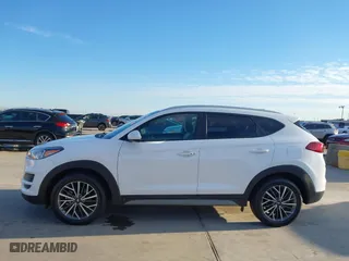 2020 Hyundai Tucson Sport with VIN KM8J33AL8LU251329, listed as a IAAI auction lot 41254246 with 61,626 mi miles. Bid and sale history available at carsss.com. Image 13.
