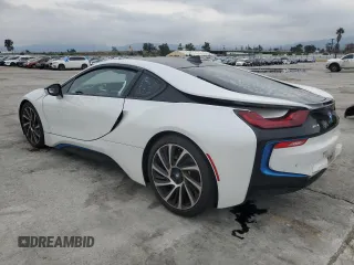2016 BMW i8 z VIN WBY2Z2C56GV675882, wystawiony jako Copart lot #39606014 z przebiegiem 40 680 mil mil oraz . Historia ofert i sprzedaży dostępna na DreamBid. Obrazek 2.