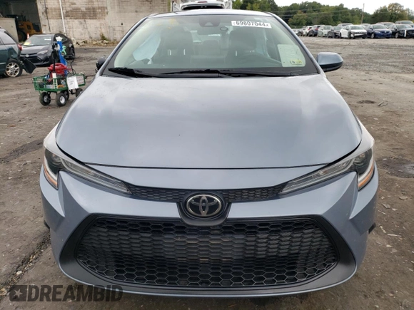 2021 Toyota Corolla LE with VIN 5YFEPMAE9MP230957, listed as a Copart auction lot 69807044 with 61,146 mi miles and Salvage Title. Bid and sale history available at DreamBid. Image 5.