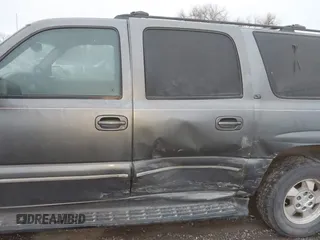 2001 Chevrolet Suburban LS with VIN 3GNFK16T41G243519, listed as a IAAI auction lot 41094019 with 220,640 mi miles and . Bid and sale history available at DreamBid. Image 6.