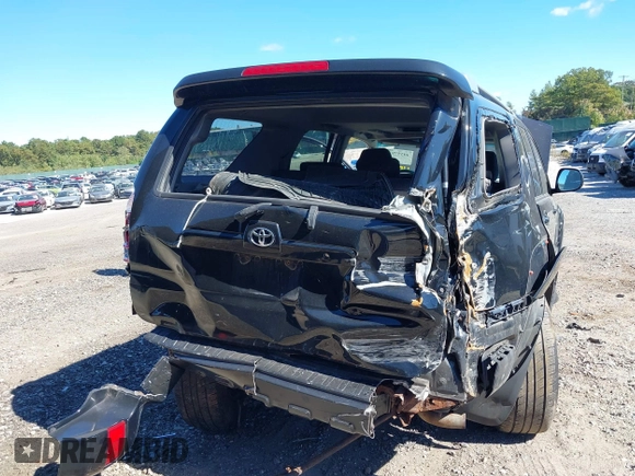 2004 Toyota 4Runner SR5 with VIN JTEBU14R940021054, listed as a IAAI auction lot 40557923 with 164,383 mi miles and . Bid and sale history available at DreamBid. Image 6.