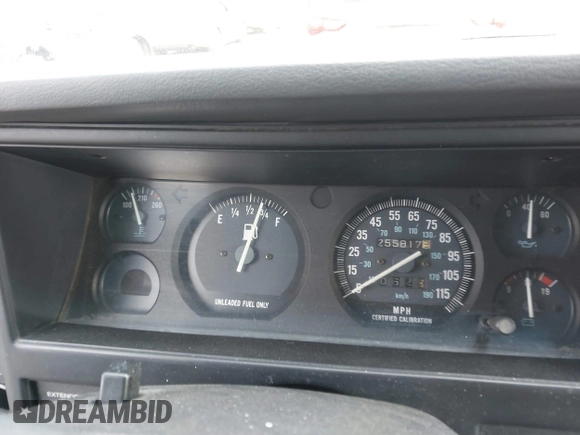 1996 Jeep Cherokee Sport with VIN 1J4FJ68S6TL234012, listed as a IAAI auction lot 41571658 with 255,817 mi miles. Bid and sale history available at carsss.com. Image 7.