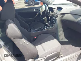 2013 Hyundai Genesis Coupe Premium с VIN KMHHT6KDXDU084903, выставлен на аукционе IAAI как лот 42180404 с пробегом 117 142 миль миль и . История ставок и продаж доступна на DreamBid. Изображение 5.
