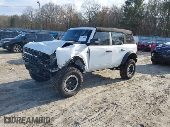 2022 Ford Bronco with VIN 1FMEE5DP7NLB41371, listed as a IAAI auction lot 41575668 with 5,168 mi miles. Bid and sale history available at carsss.com. Image 17.