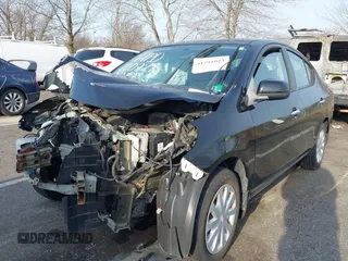 2012 Nissan Versa SV z VIN 3N1CN7APXCL856208, wystawiony jako IAAI lot #41791923 z przebiegiem 46 332 mil mil oraz . Historia ofert i sprzedaży dostępna na DreamBid. Obrazek 2.