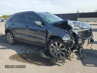 2019 Cadillac XT4 FWD Sport z VIN 1GYFZER47KF103820, wystawiony jako Copart lot #58593665 z przebiegiem 53 285 mil mil oraz Tytuł czysty. Historia ofert i sprzedaży dostępna na DreamBid. Obrazek 4.