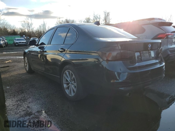 2016 BMW 3 Series 320i xDrive z VIN WBA8A3C52GK688328, wystawiony jako Copart lot #86874304 z przebiegiem 84 764 mil mil oraz Szkoda całkowita • Salvage title. Historia ofert i sprzedaży dostępna na DreamBid. Obrazek 2.
