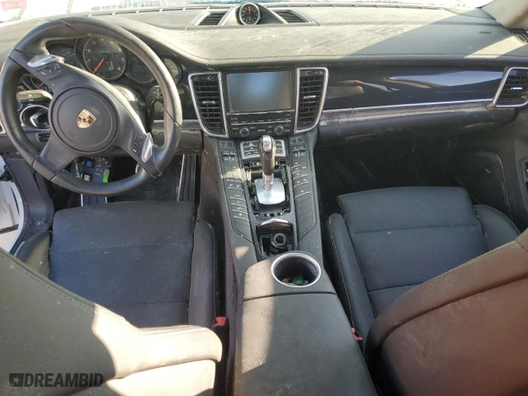 2016 Porsche Panamera 4 with VIN WP0AA2A79GL003481, listed as a Copart auction lot 35942073 with 0 mi miles. Bid and sale history available at carsss.com. Image 8.
