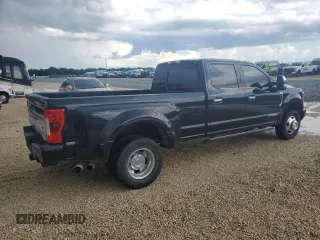 2018 Ford F-350 XL with VIN 1FT8W3CT7JEB47560, listed as a Copart auction lot 58320115 with 97,418 mi miles and Clean title. Bid and sale history available at DreamBid. Image 3.