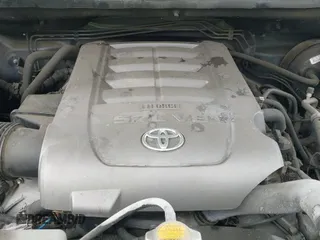 2007 Toyota Tundra Limited z VIN 5TFEV58137X032038, wystawiony jako IAAI lot #41788992 z przebiegiem 120 600 mil mil oraz . Historia ofert i sprzedaży dostępna na DreamBid. Obrazek 18.