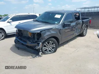 2023 Ford F-150 XL z VIN 1FTEW1CP7PKF95883, wystawiony jako IAAI lot #42356708 z przebiegiem Nie podano mil oraz . Historia ofert i sprzedaży dostępna na DreamBid. Obrazek 2.