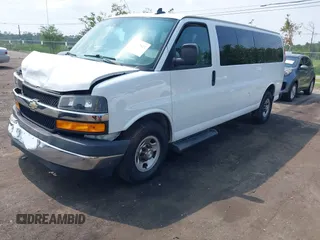 2019 Chevrolet Express Passenger LT with VIN 1GAZGPFG0K1240249, listed as a IAAI auction lot 42388617 with 109,428 mi miles and . Bid and sale history available at DreamBid. Image 17.