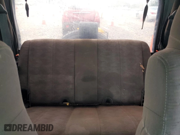 2004 Jeep Wrangler SE with VIN 1J4FA29124P769475, listed as a Copart auction lot 64371244 with 136,877 mi miles and Salvage title. Bid and sale history available at DreamBid. Image 10.