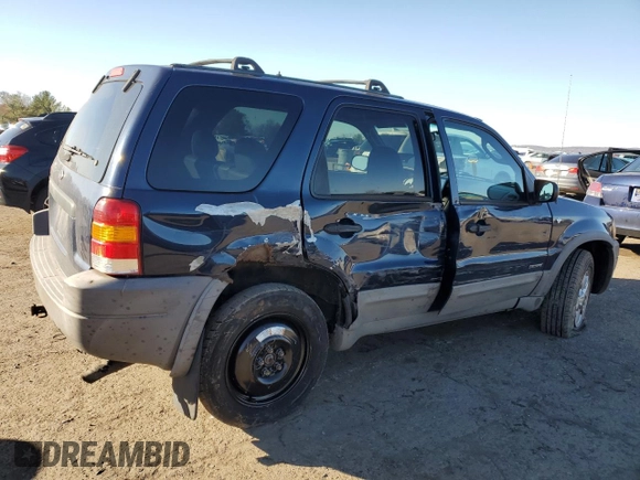 2002 Ford Escape XLT Choice with VIN 1FMYU041X2KE08843, listed as a Copart auction lot 49294115 with 177,128 mi miles and Salvage Title. Bid and sale history available at carsss.com. Image 3.