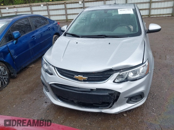 2018 Chevrolet Sonic LT with VIN 1G1JD5SH2J4103402, listed as a IAAI auction lot 41997793 with 125,347 mi miles and . Bid and sale history available at DreamBid. Image 12.