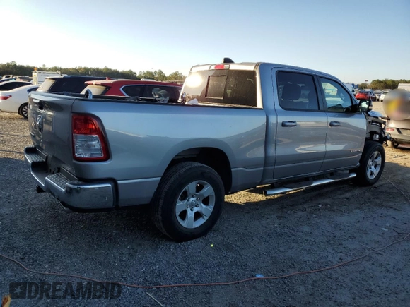 2022 Ram 1500 Big Horn with VIN 1C6RREMT9NN276726, listed as a Copart auction lot 43628335 with 26,076 mi miles and Salvage Title. Bid and sale history available at carsss.com. Image 3.