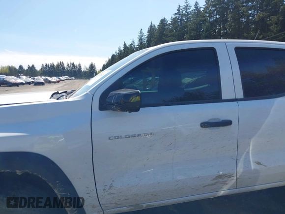 2023 Chevrolet Colorado 4WD Trail Boss with VIN 1GCPTEEK2P1203392, listed as a IAAI auction lot 42043211 with 27,589 mi miles. Bid and sale history available at carsss.com. Image 14.