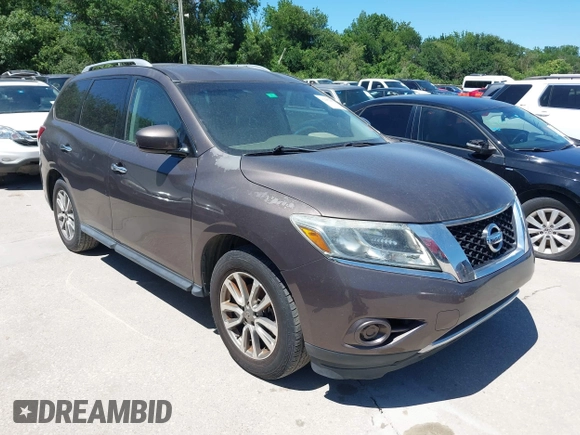 2015 Nissan Pathfinder SV with VIN 5N1AR2MN9FC673089, listed as a IAAI auction lot 42252431 with Not provided miles and . Bid and sale history available at DreamBid. Image 1.