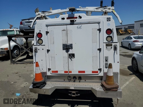 2013 Ford F-350 XL с VIN 1FDRF3A6XDEB92283, выставлен на аукционе Copart как лот 60942625 с пробегом 61 808 миль миль и Чистый • Clean title. История ставок и продаж доступна на DreamBid. Изображение 6.
