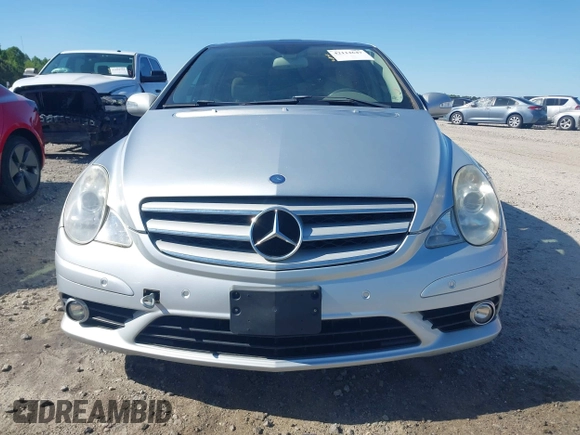 2008 Mercedes-Benz R 3.5L with VIN 4JGCB65E98A071133, listed as a IAAI auction lot 42114647 with 123,389 mi miles and . Bid and sale history available at DreamBid. Image 12.