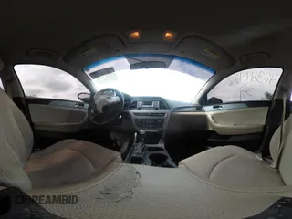2015 Hyundai Sonata SE z VIN 5NPE24AFXFH150090, wystawiony jako IAAI lot #42341428 z przebiegiem 133 157 mil mil oraz . Historia ofert i sprzedaży dostępna na DreamBid. Obrazek 18.