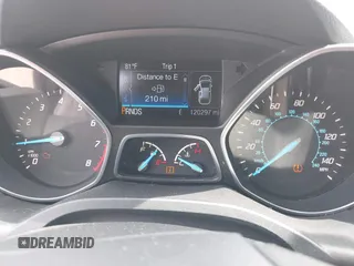 2014 Ford Escape SE with VIN 1FMCU9GX9EUB15944, listed as a IAAI auction lot 42110269 with 120,297 mi miles and . Bid and sale history available at DreamBid. Image 7.