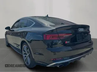 2018 Audi S5 Sportback Prestige z VIN WAUC4CF5XJA099182, wystawiony jako Copart lot #58630825 z przebiegiem 135 844 mil mil oraz Tytuł czysty. Historia ofert i sprzedaży dostępna na DreamBid. Obrazek 3.