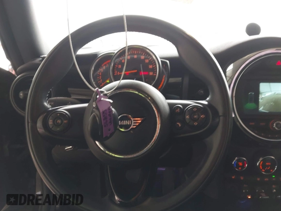2019 MINI Convertible Cooper с VIN WMWWG5C5XK3H08526, выставлен на аукционе IAAI как лот 41623619 с пробегом 53 474 миль миль и . История ставок и продаж доступна на DreamBid. Изображение 11.