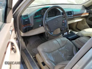 1995 Mercedes-Benz S with VIN WDBGA43E9SA220971, listed as a Copart auction lot 70834144 with Not Provided miles and Clean Title. Bid and sale history available at DreamBid. Image 8.