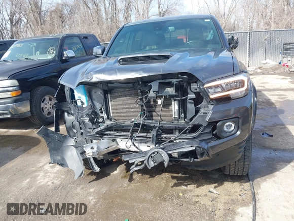 2021 Toyota Tacoma SR z VIN 3TMCZ5AN0MM392247, wystawiony jako IAAI lot #41645989 z przebiegiem 48 029 mil mil oraz . Historia ofert i sprzedaży dostępna na DreamBid. Obrazek 13.