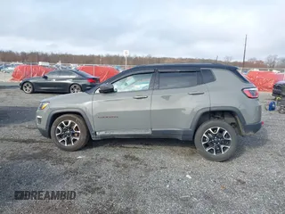 2020 Jeep Compass Trailhawk с VIN 3C4NJDDB2LT143948, выставлен на аукционе IAAI как лот 41834991 с пробегом 99 457 миль миль и . История ставок и продаж доступна на DreamBid. Изображение 13.