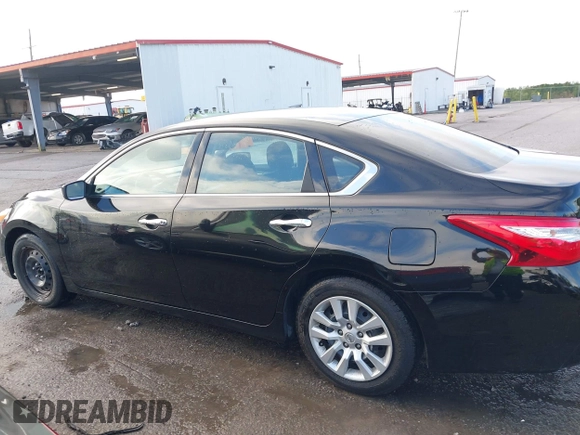 2016 Nissan Altima SR with VIN 1N4AL3APXGC247355, listed as a IAAI auction lot 42201570 with 149,466 mi miles and . Bid and sale history available at DreamBid. Image 14.