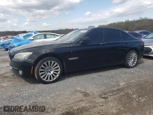 2012 BMW 7 Series 750i xDrive с VIN WBAKC6C57CC396244, выставлен на аукционе Copart как лот 52744475 с пробегом 153 984 миль миль и Чистый • Clean title. История ставок и продаж доступна на DreamBid. Изображение 1.
