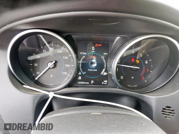 2018 Jaguar XE 25t with VIN SAJAR4FX4JCP31280, listed as a Copart auction lot 50580375 with 125,060 mi miles and Salvage Title. Bid and sale history available at DreamBid. Image 9.