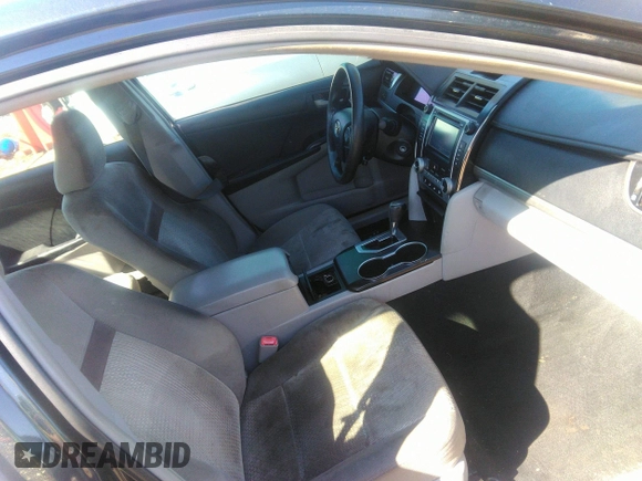 2012 Toyota Camry L with VIN 4T1BF1FK4CU002252, listed as a IAAI auction lot 42201973 with 261,460 mi miles. Bid and sale history available at carsss.com. Image 5.