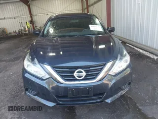 2018 Nissan Altima SV with VIN 1N4AL3APXJC270416, listed as a IAAI auction lot 42059145 with 157,877 mi miles and . Bid and sale history available at carsss.com. Image 12.