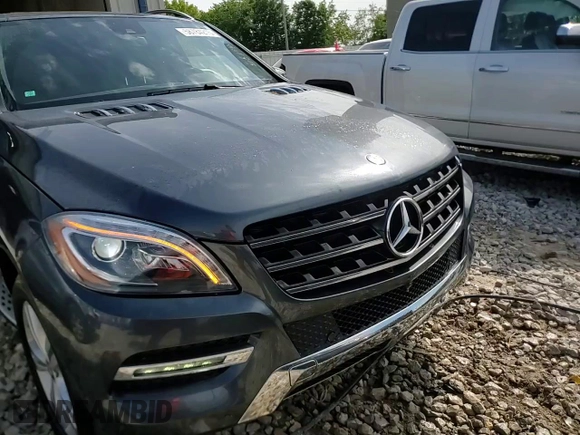 2015 Mercedes-Benz M 350 with VIN 4JGDA5HB0FA539881, listed as a Copart auction lot 58784215 with 115,933 mi miles and Clean title. Bid and sale history available at DreamBid. Image 14.