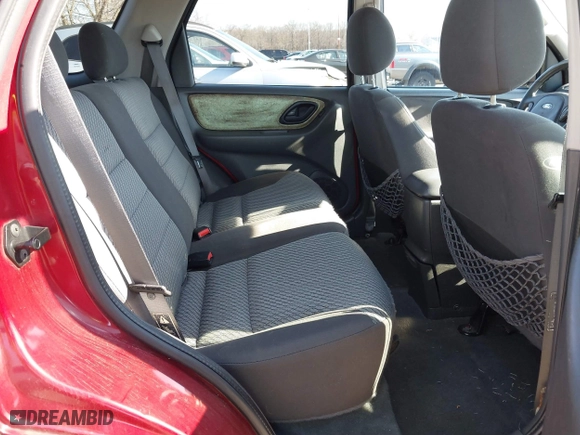 2003 Ford Escape XLT Popular 2 with VIN 1FMCU93183KC65571, listed as a IAAI auction lot 41768982 with 150,658 mi miles. Bid and sale history available at carsss.com. Image 8.