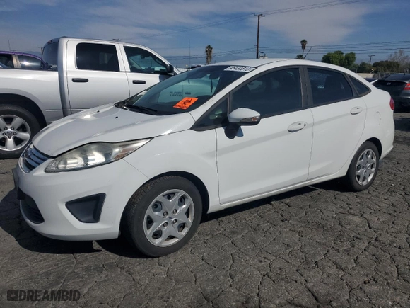2013 Ford Fiesta SE with VIN 3FADP4BJ5DM194821, listed as a Copart auction lot 45431815 with 103,622 mi miles and Clean Title. Bid and sale history available at carsss.com. Image 1.