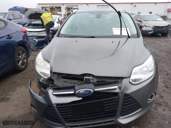 2012 Ford Focus SEL with VIN 1FAHP3M24CL200528, listed as a IAAI auction lot 41063250 with 155,328 mi miles. Bid and sale history available at carsss.com. Image 12.