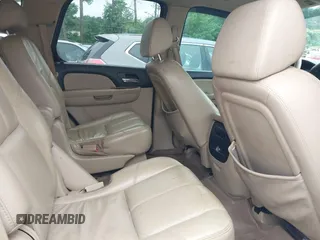2007 Chevrolet Tahoe LT with VIN 1GNFC13007R415013, listed as a IAAI auction lot 42370633 with 302,992 mi miles and . Bid and sale history available at DreamBid. Image 8.