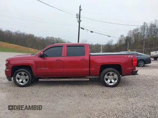 2018 Chevrolet Silverado 1500 LT with VIN 3GCUKREC2JG201754, listed as a IAAI auction lot 41944175 with 112,305 mi miles. Bid and sale history available at carsss.com. Image 15.