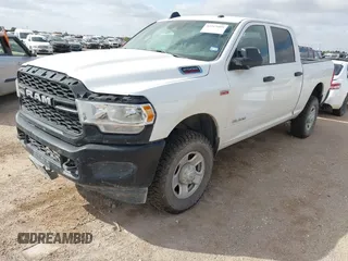 2022 Ram 2500 Tradesman с VIN 3C6UR5CJ4NG203881, выставлен на аукционе IAAI как лот 42513409 с пробегом 138 265 миль миль и . История ставок и продаж доступна на DreamBid. Изображение 2.