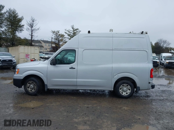 2016 Nissan NV Cargo SV z VIN 1N6BF0LY4GN807205, wystawiony jako IAAI lot #41321682 z przebiegiem 151 759 mil mil oraz . Historia ofert i sprzedaży dostępna na DreamBid. Obrazek 14.
