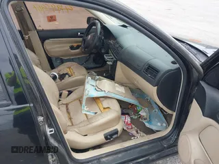 2002 Volkswagen Jetta с VIN 3VWTG69M22M042474, выставлен на аукционе IAAI как лот 41995907 с пробегом Не указан миль и . История ставок и продаж доступна на DreamBid. Изображение 5.