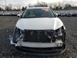 2014 Toyota Highlander XLE with VIN 5TDJKRFH2ES058289, listed as a Copart auction lot 46473015 with 105,169 mi miles and Salvage Title. Bid and sale history available at carsss.com. Image 5.