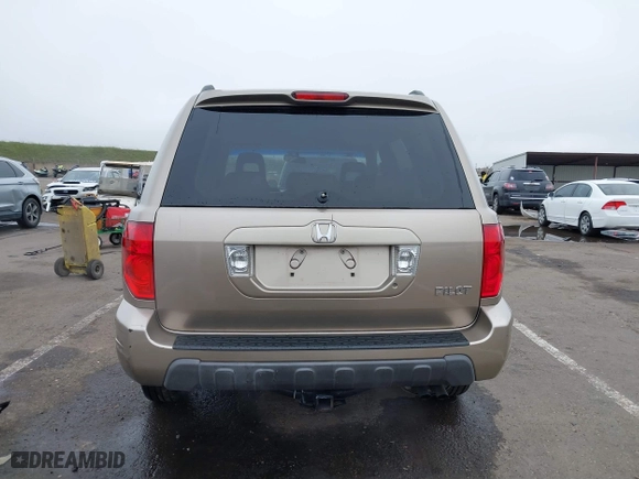 2005 Honda Pilot EX-L with NAVI with VIN 2HKYF18775H543185, listed as a IAAI auction lot 41597576 with 163,377 mi miles. Bid and sale history available at carsss.com. Image 17.