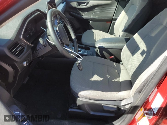 2022 Ford Escape SE with VIN 1FMCU9G68NUA03725, listed as a Copart auction lot 50210135 with 22,821 mi miles and Salvage Title. Bid and sale history available at DreamBid. Image 7.