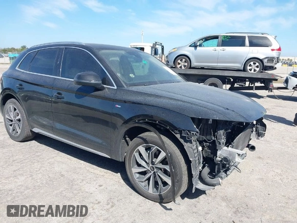 2023 Audi Q5 S line Premium with VIN WA1GAAFY1P2105993, listed as a IAAI auction lot 41741572 with 22,899 mi miles. Bid and sale history available at carsss.com. Image 1.